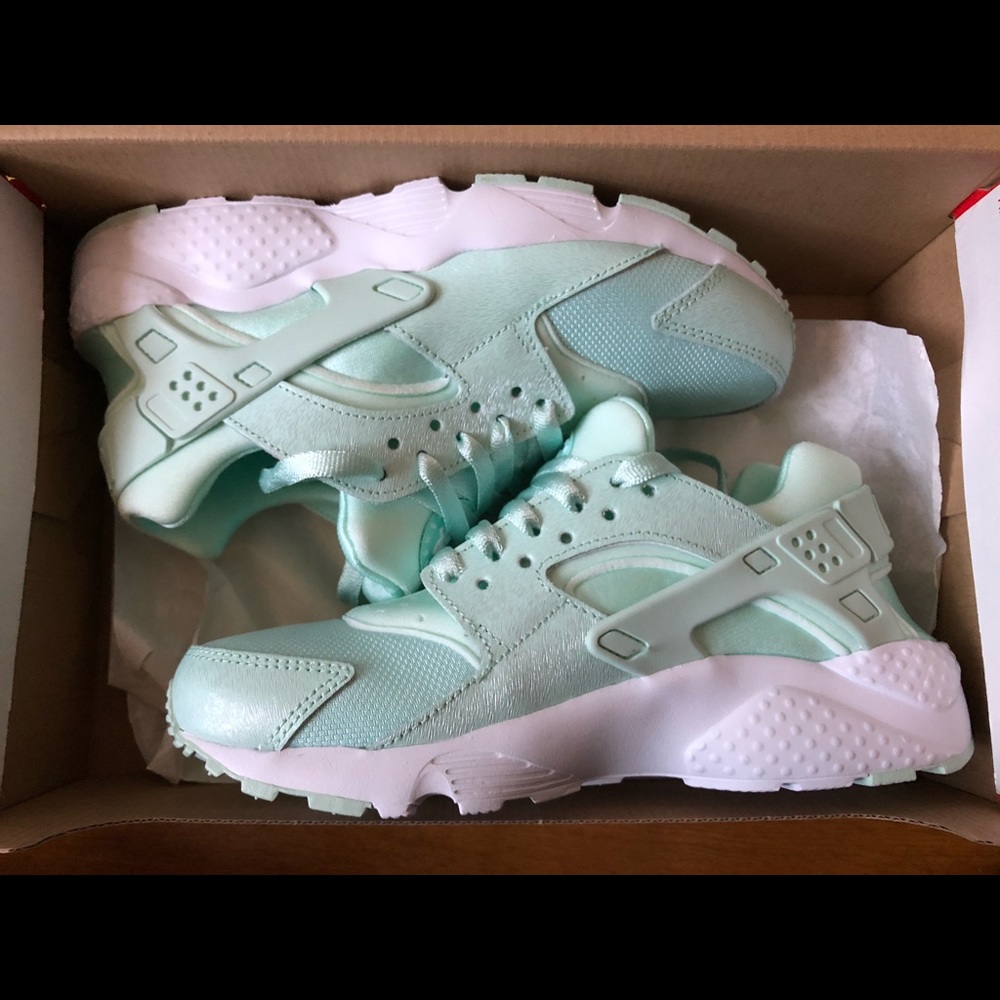 Nike Huarache Run SE (GS)